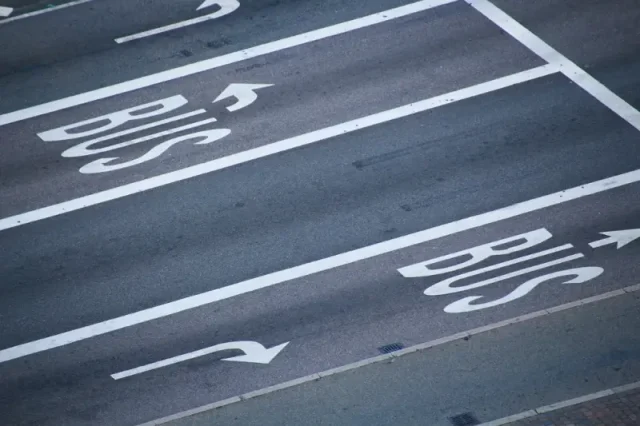 Jak przygotować się do podróży busem do Holandii